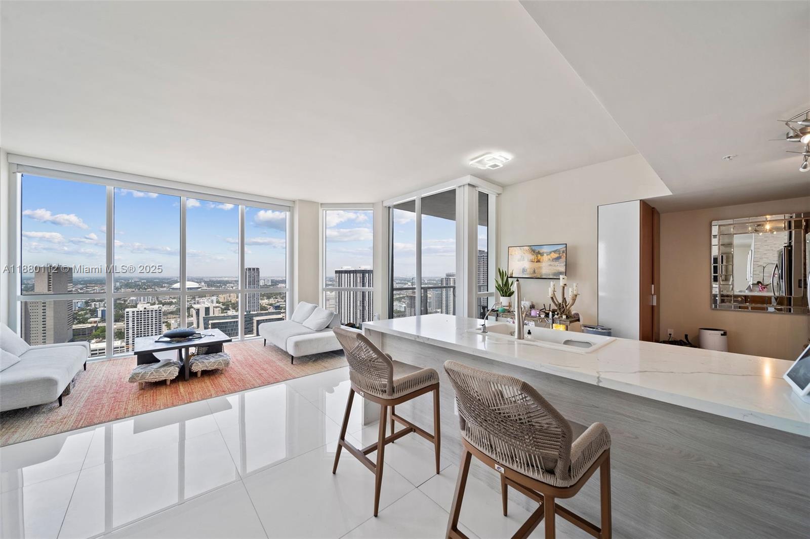 VIZCAYNE NORTH CONDO - Residential