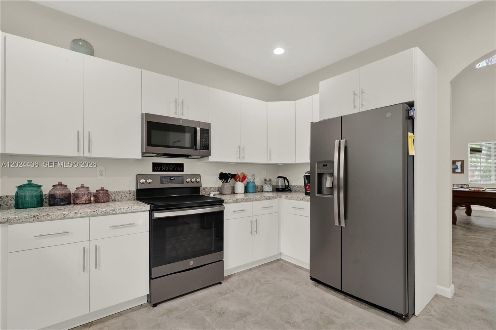 REDLAND REEF - Residential