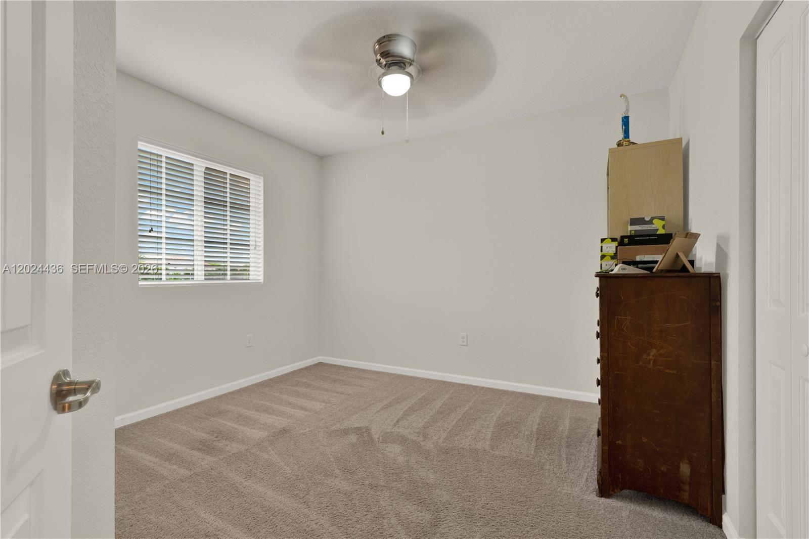 REDLAND REEF - Residential