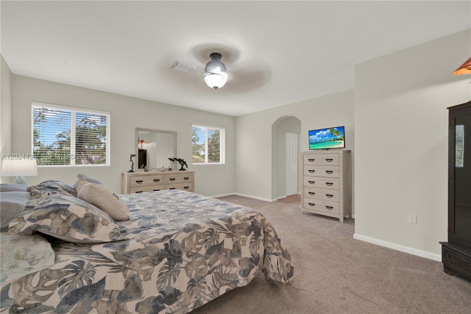 REDLAND REEF - Residential