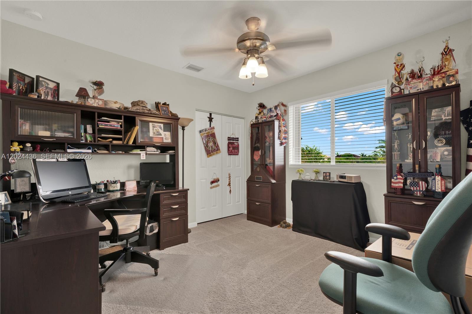 REDLAND REEF - Residential