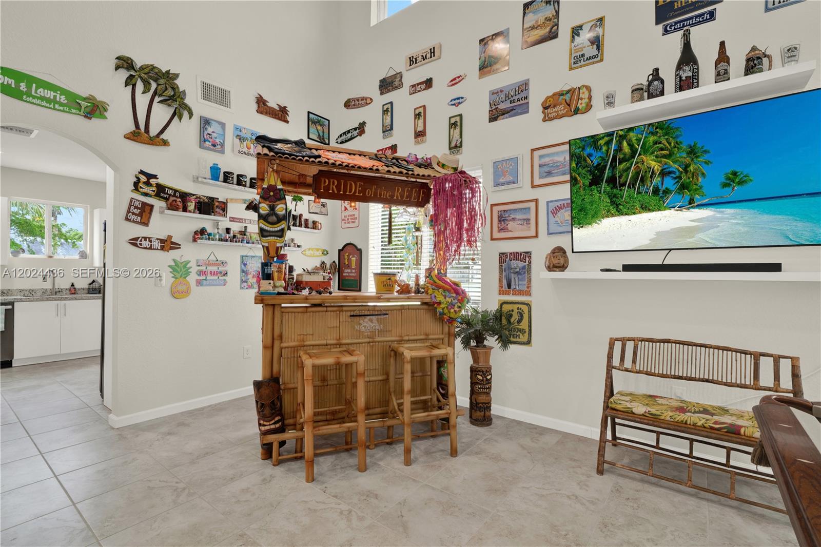 REDLAND REEF - Residential