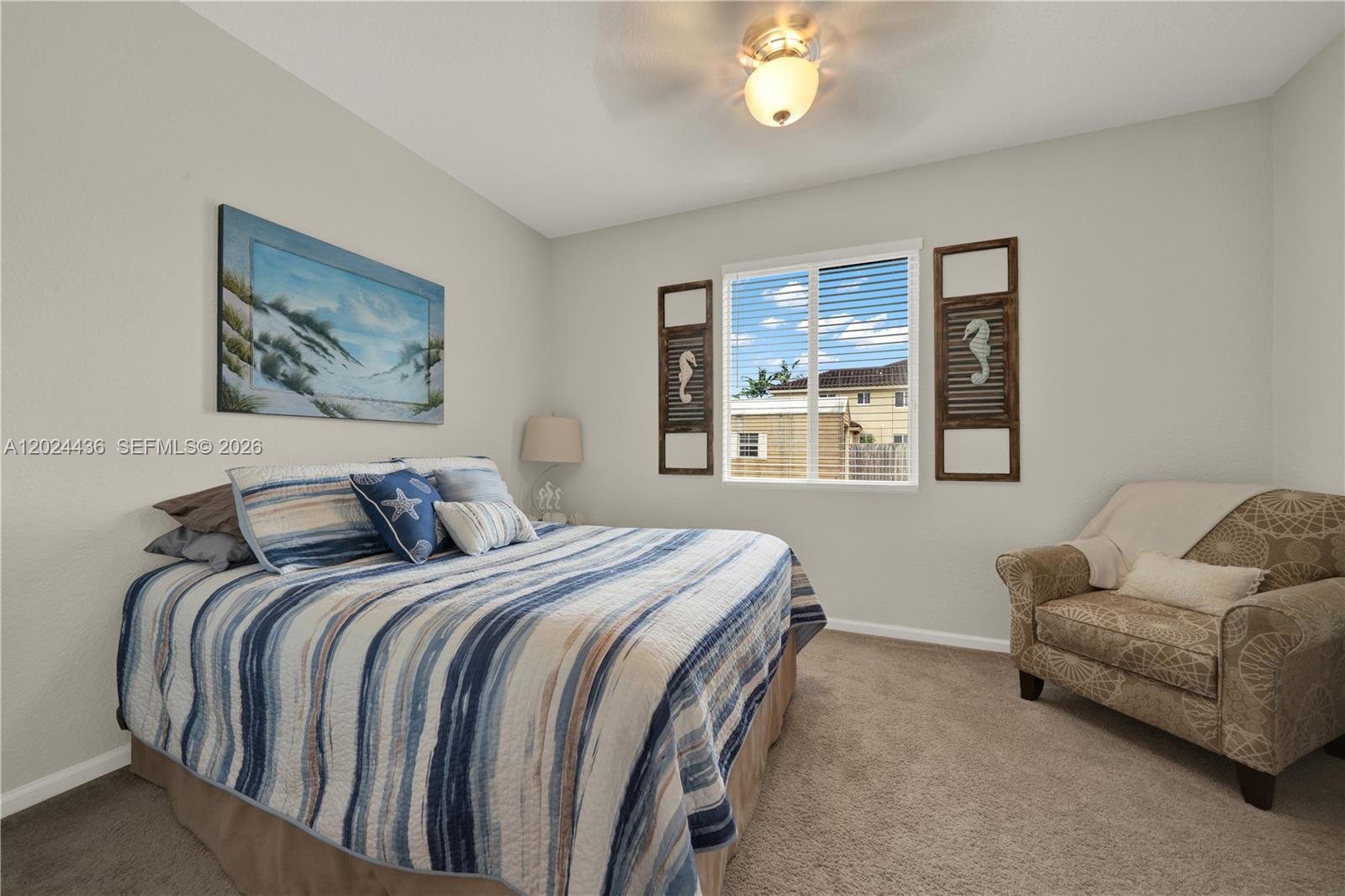 REDLAND REEF - Residential