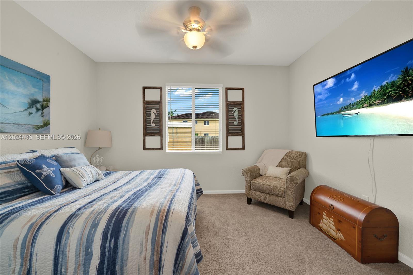 REDLAND REEF - Residential