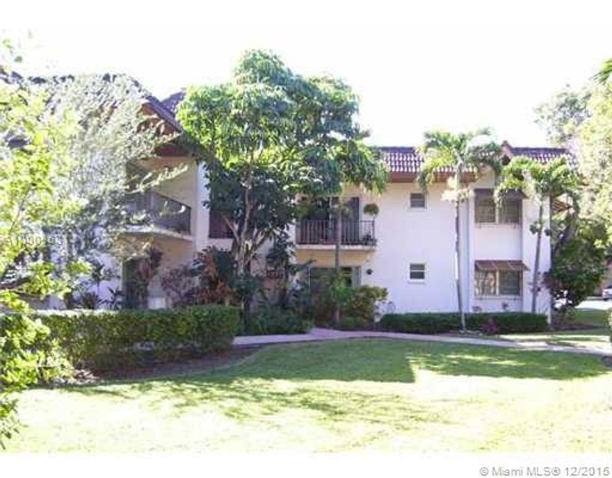 NICE ONE BED ONE BATH REMODELED KITCHEN