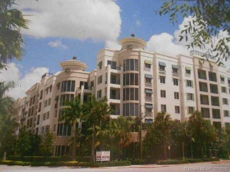 Corner immaculate, bright and spacious unit. Located in beautiful, modern and elegant building in the heart of Plantation. 24/7 concierge ready to assist when needed. The Italian style open kitchen boasts a cooking island, granite counter tops and stainless steel appliances. Expansive marble master bathroom. Residents amenities include Gym, Resort Style Pool, Sauna, Community Room, Library. Easy to show!!!!