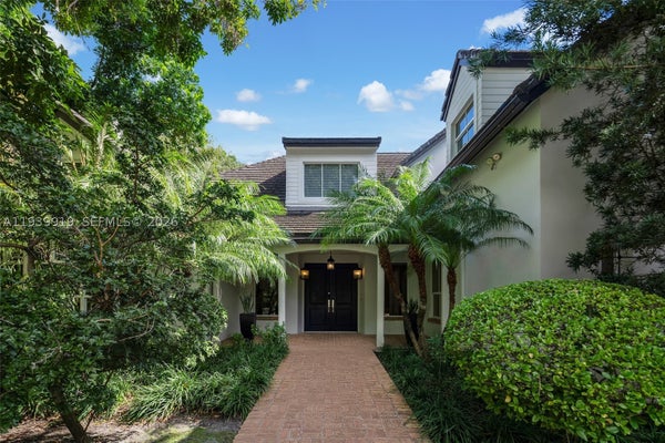 10001 SW 60TH CT, PINECREST, FL 33156 - Image 8c90eea0e3f3c799cd3f4e005d01262f/3876154984
