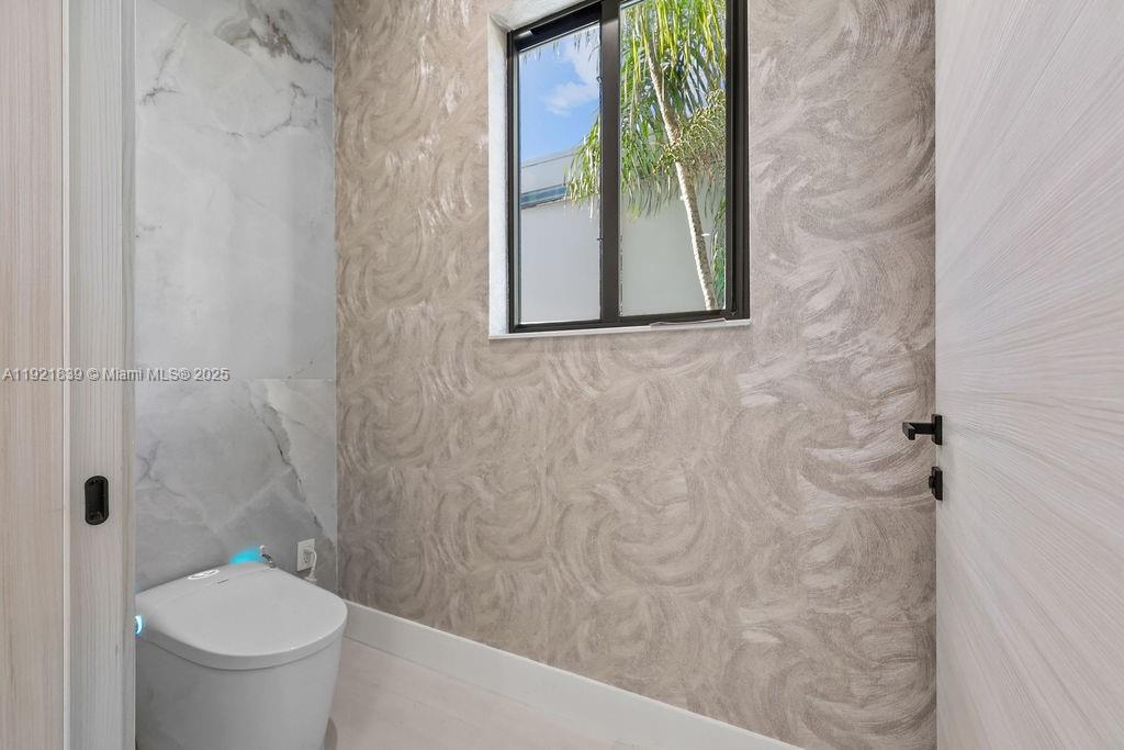 VICTORIA PARK CORR AMEN P - Residential