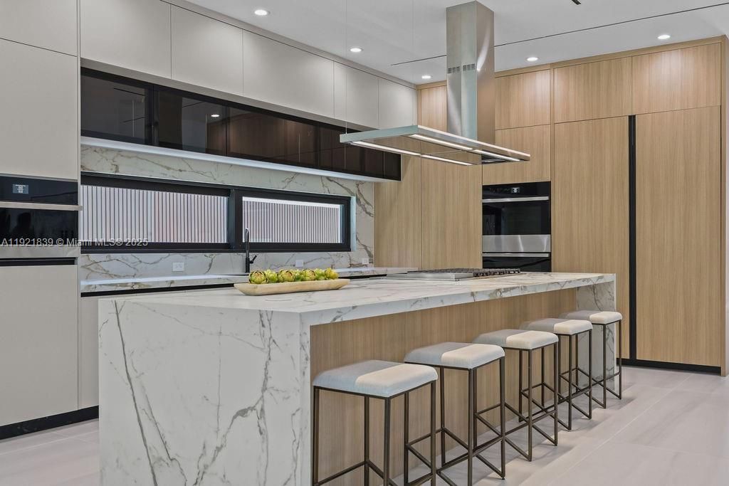 Photo of 618 NE 17th Way, Fort Lauderdale, FL 33304 (MLS # A11921839)