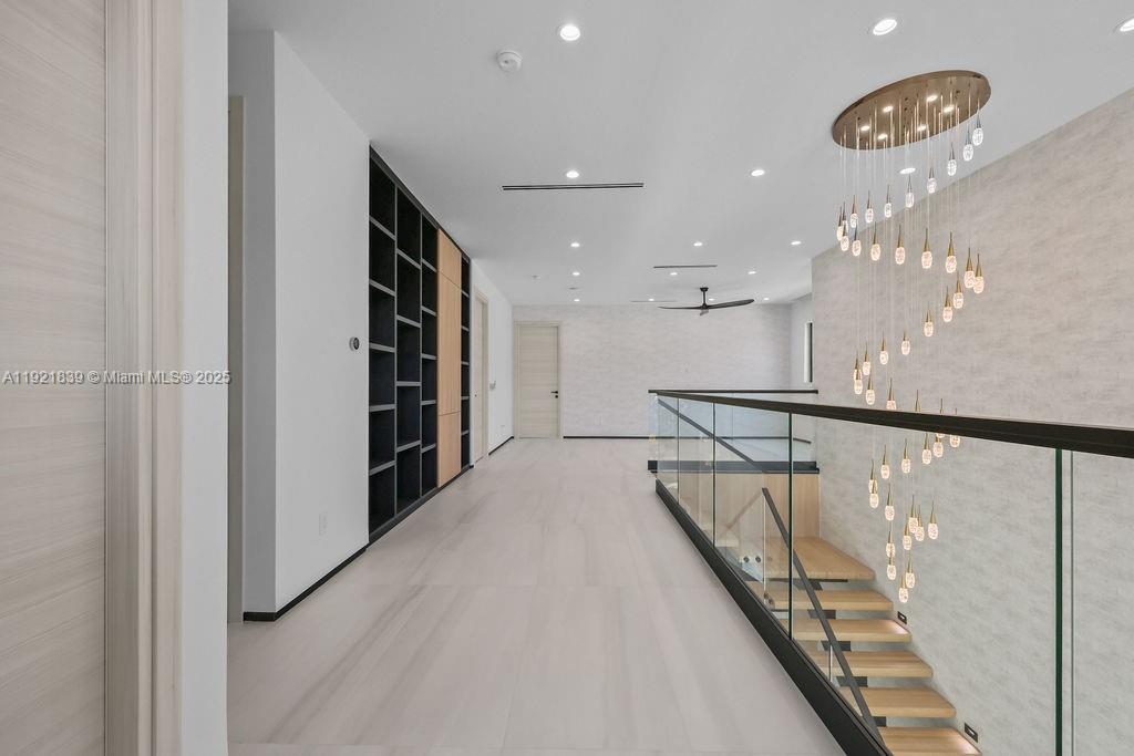 VICTORIA PARK CORR AMEN P - Residential