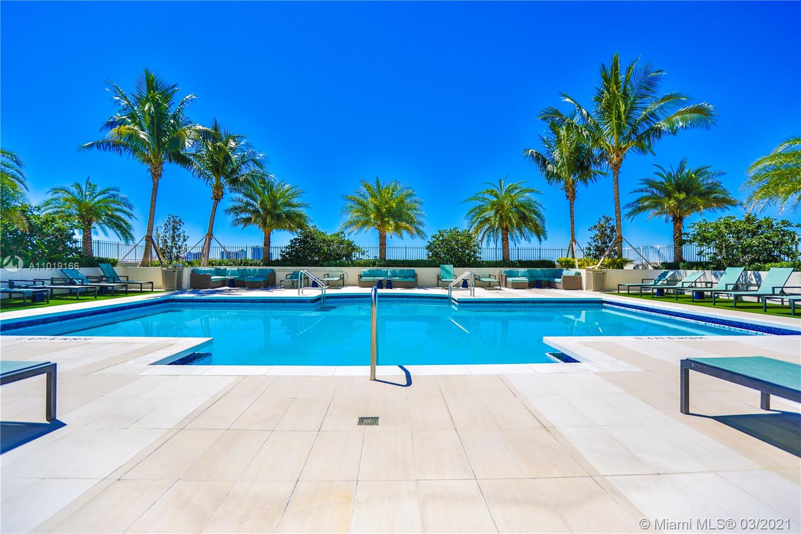 THE ASTON CONDO - Residential Lease