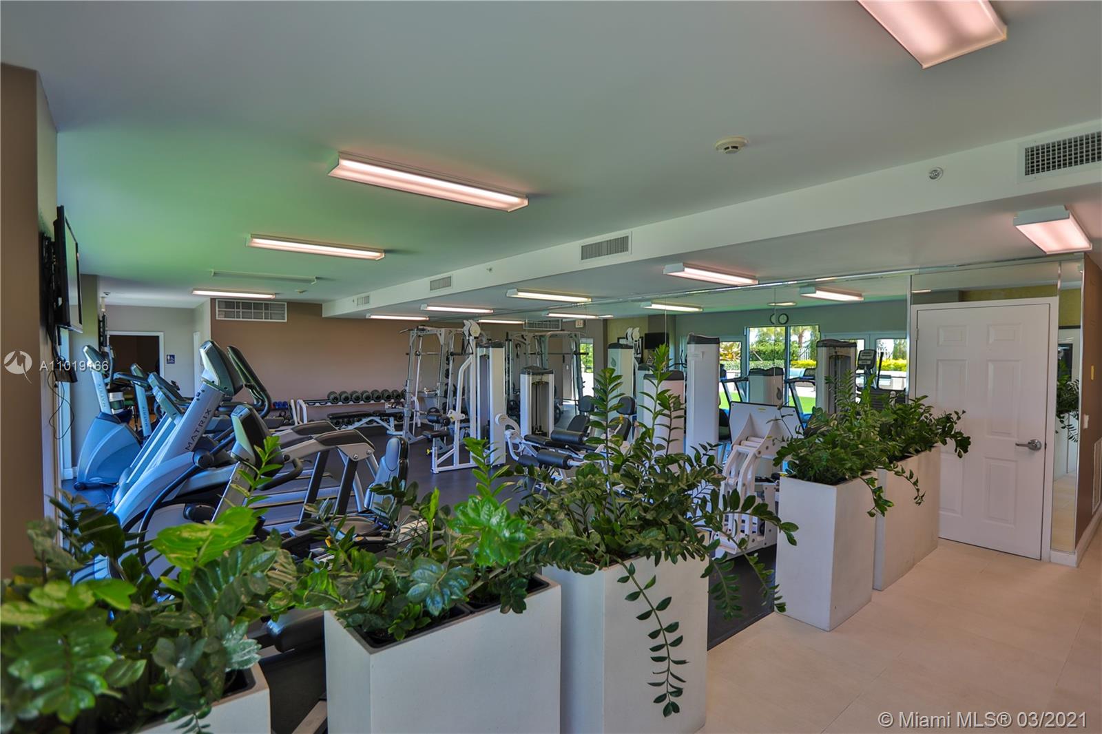 THE ASTON CONDO - Residential Lease