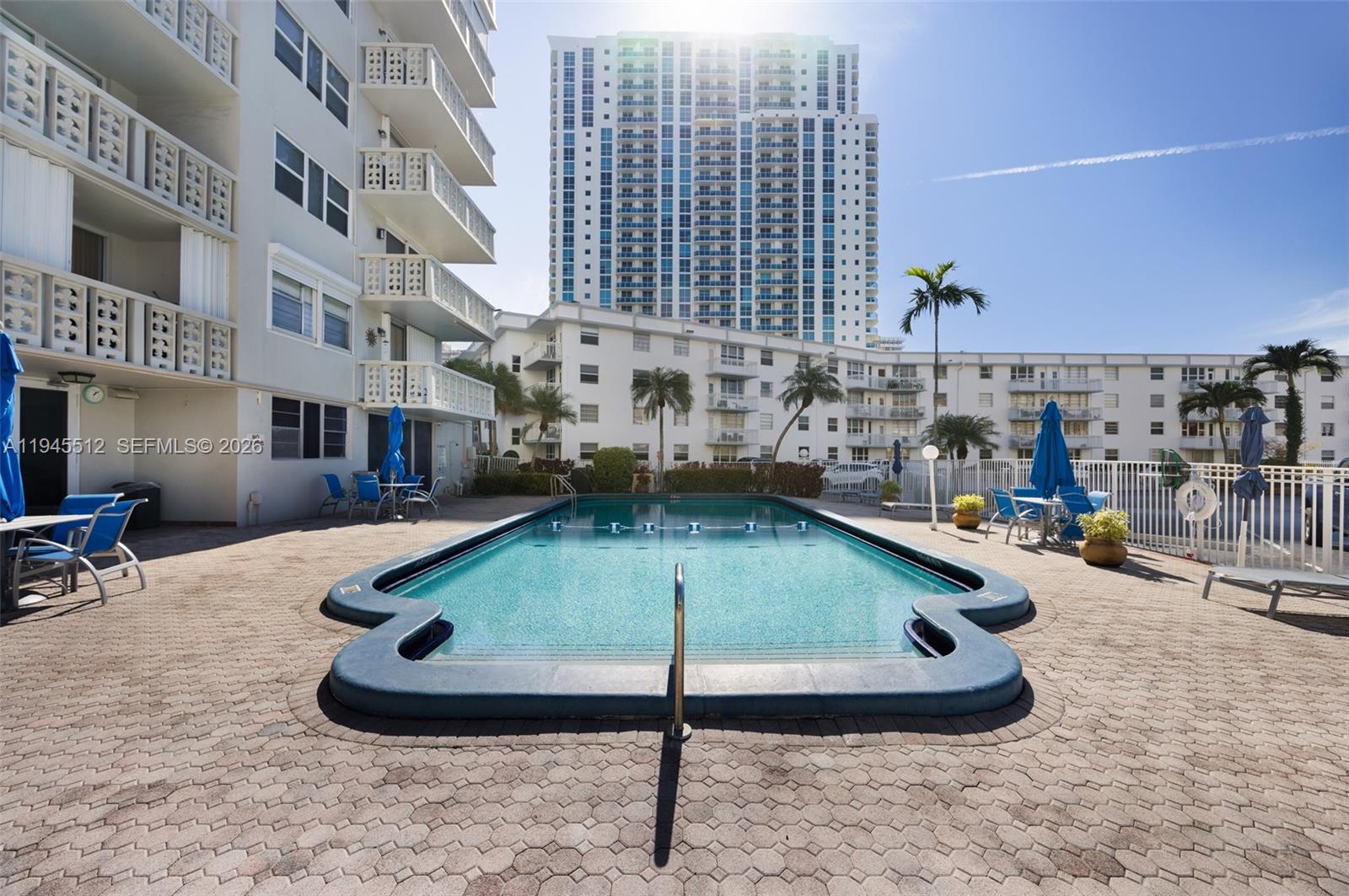 ISLANDS-MARTINIQUE CONDO - Residential