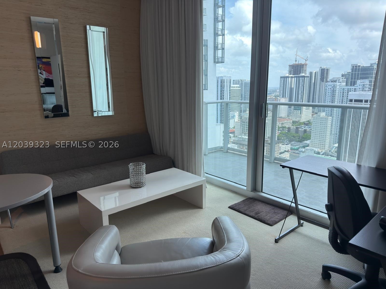 300 S Biscayne Blvd T-3703