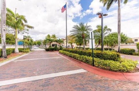 Tiny photo for 10253 NW 9th Street Cir #204-6, Miami, FL 33172 (MLS # A12027286)