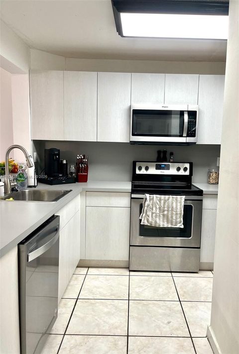 Tiny photo for 10253 NW 9th Street Cir #204-6, Miami, FL 33172 (MLS # A12027286)