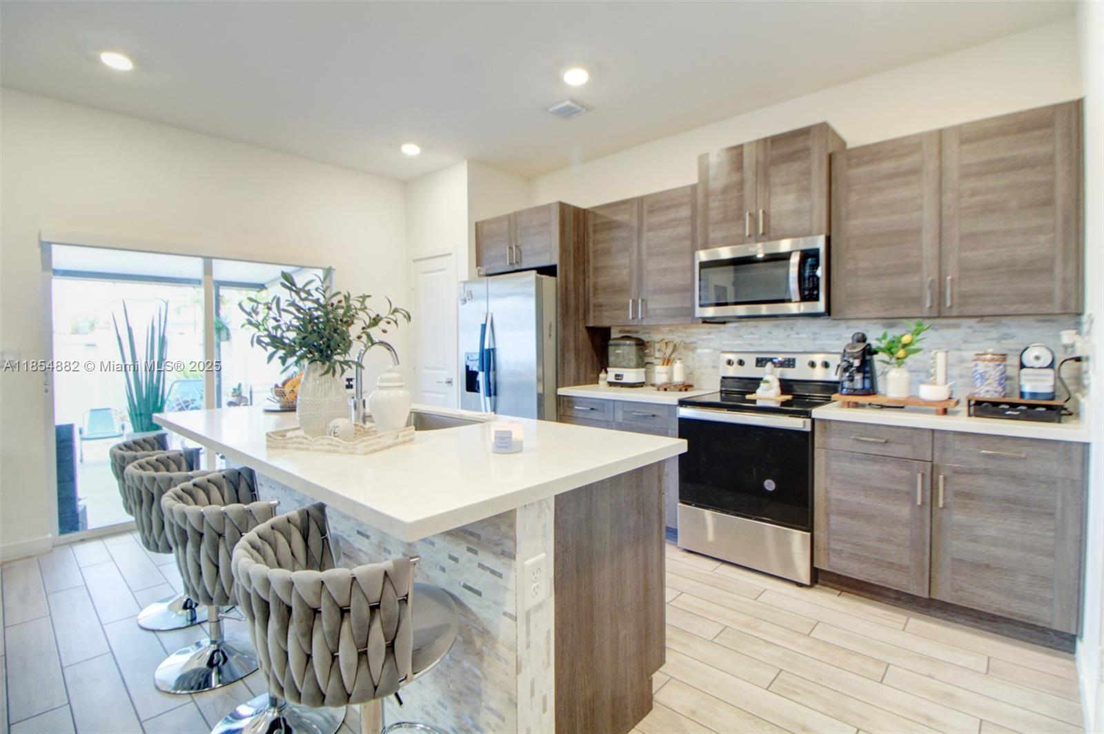 CEDAR AT KEYS GATE - Residential