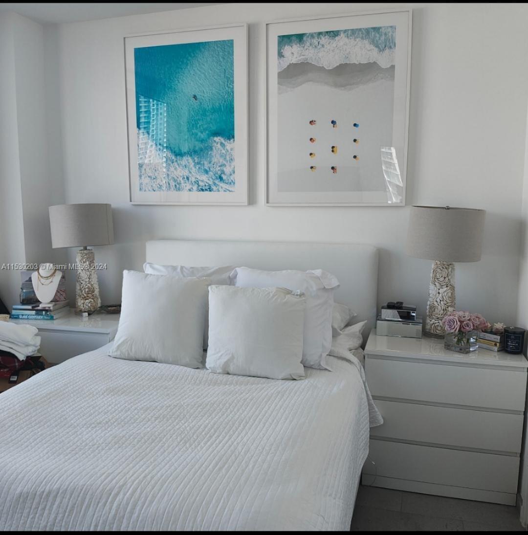 REACH CONDO - Residential