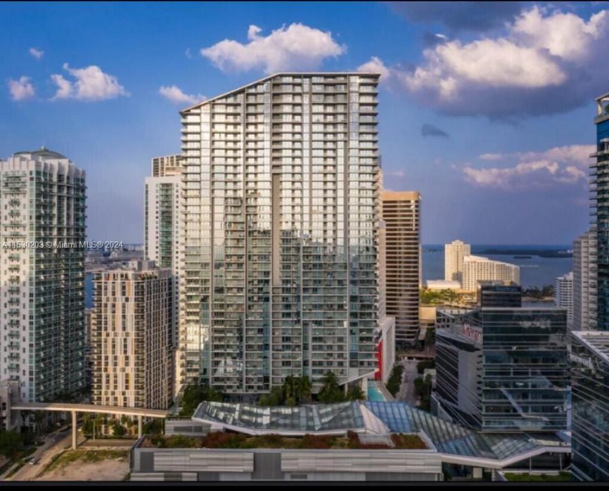 Price Reduction in the best line in Reach at Brickell City Centre ;Enjoy breathtaking views to the city and the Miami River. This spacious corner unit (1,265 sq f. plus terrace) features 2 bedrooms, 2.5 bathrooms,split bedrooms. Italian cabinetry and stainless appliances in the kitchen, quartz counttertop, marble floors and state of the art bathrooms. Great amenities include fitness center, onsite personal trainer, children's playground, resident café & library, BBQ grills, heated pools & spa. Walk to area restaurants in the heart of Brickell.