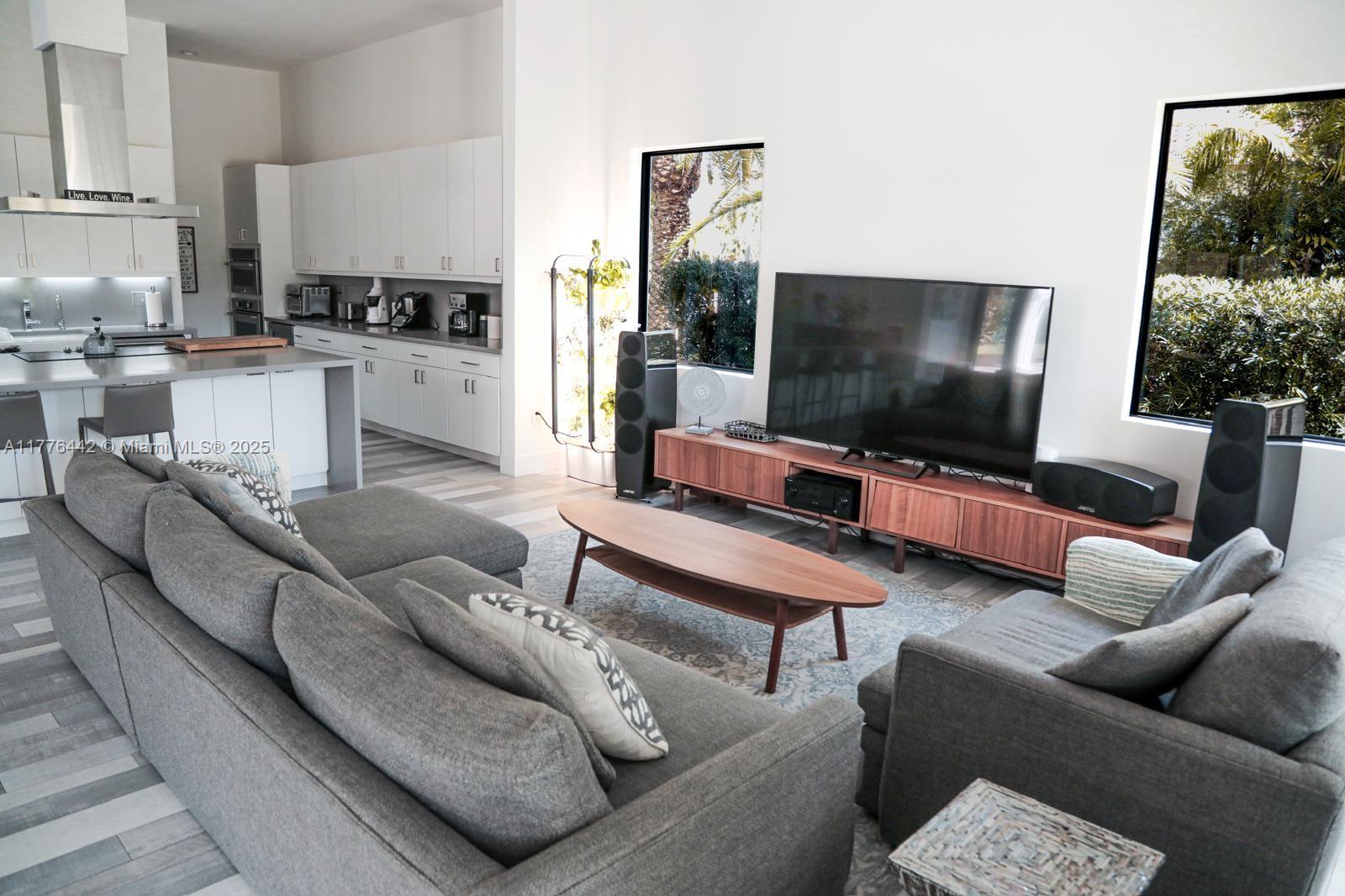 CUTLER CAY - Residential