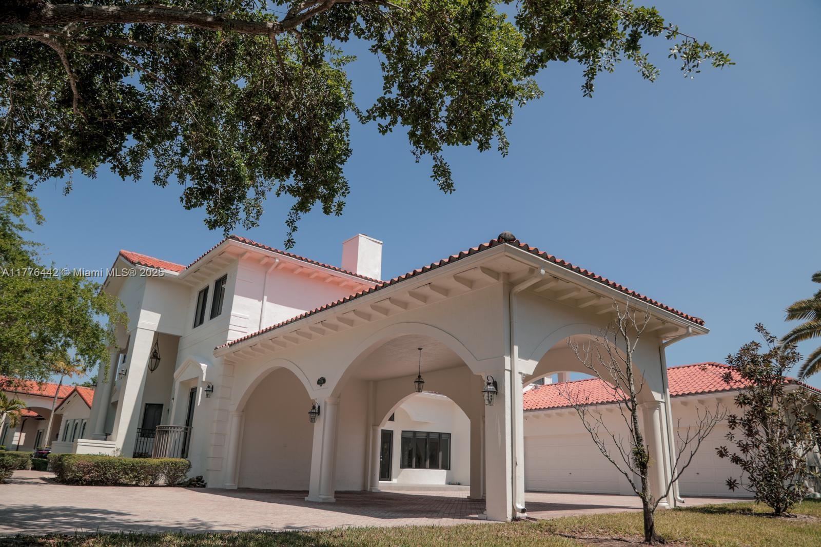 CUTLER CAY - Residential