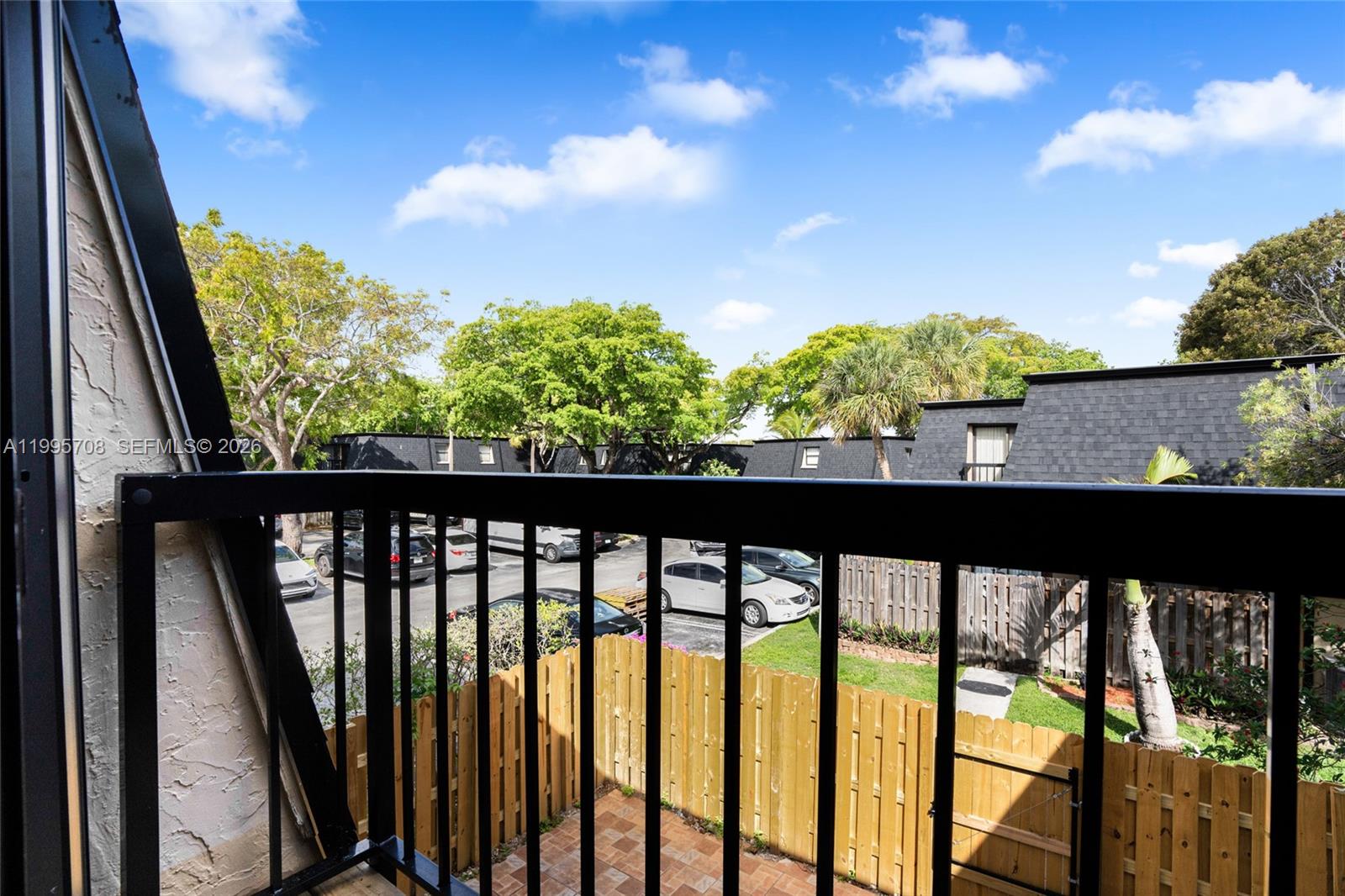 CAMELOT ONE CONDO - Residential