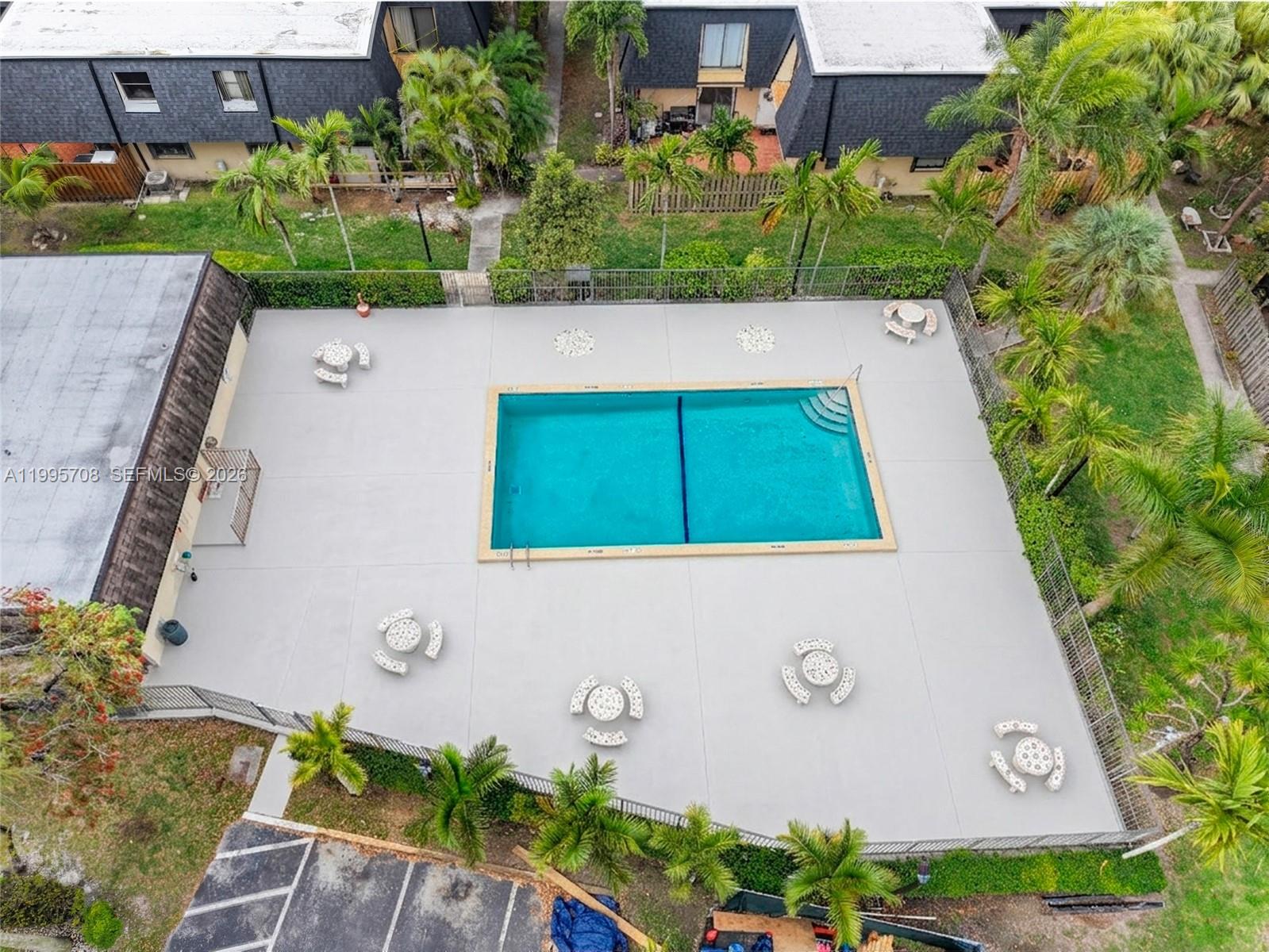 CAMELOT ONE CONDO - Residential