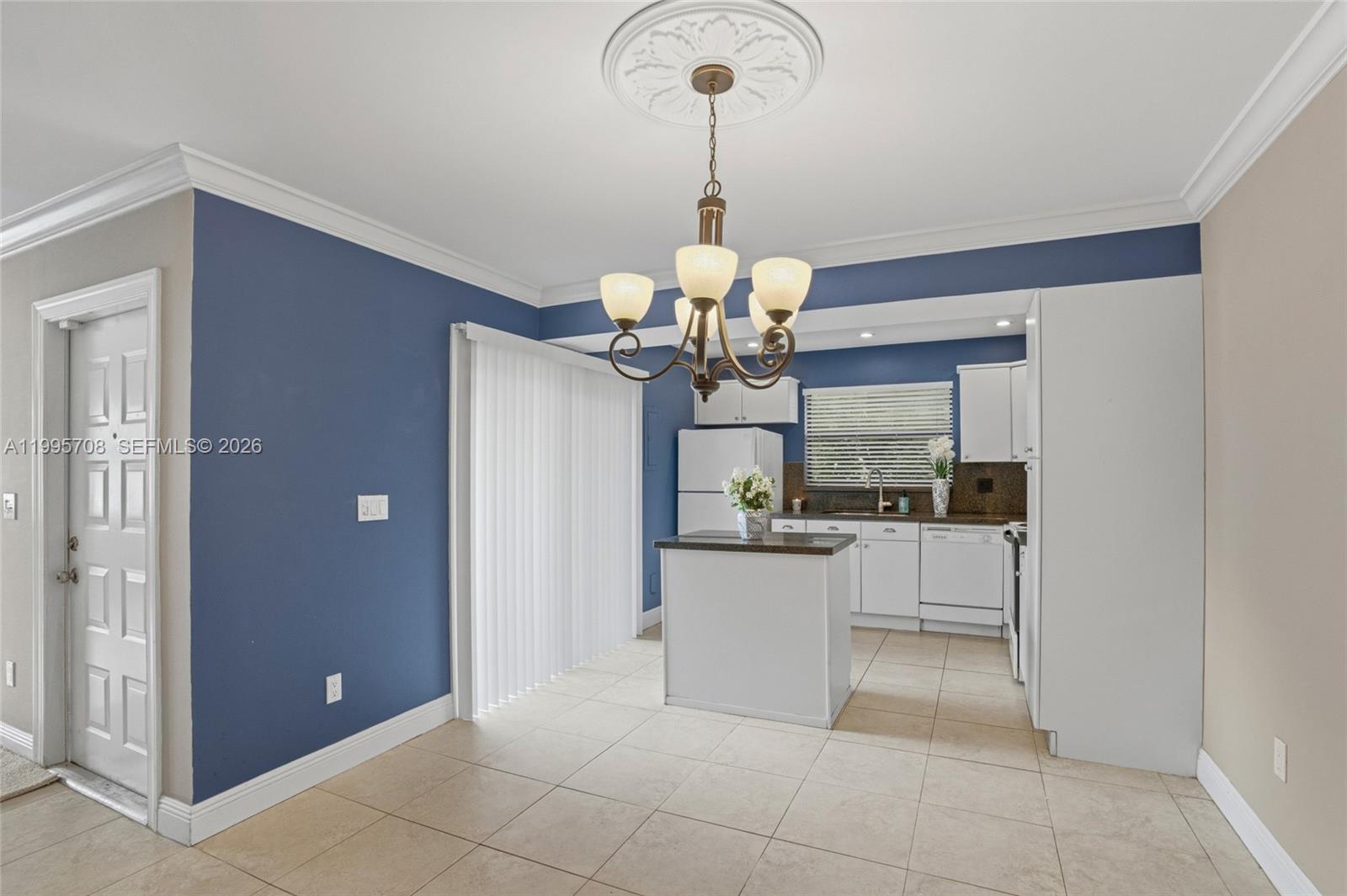 CAMELOT ONE CONDO - Residential