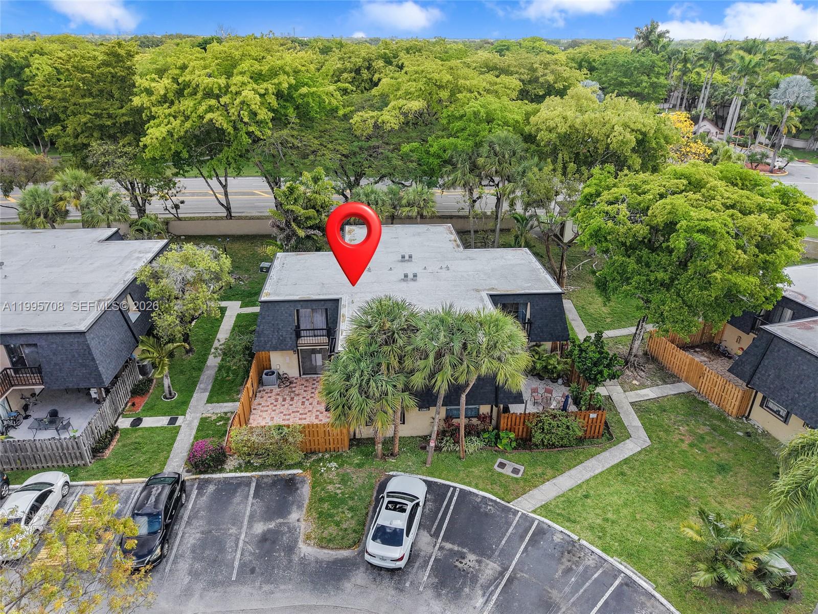 CAMELOT ONE CONDO - Residential