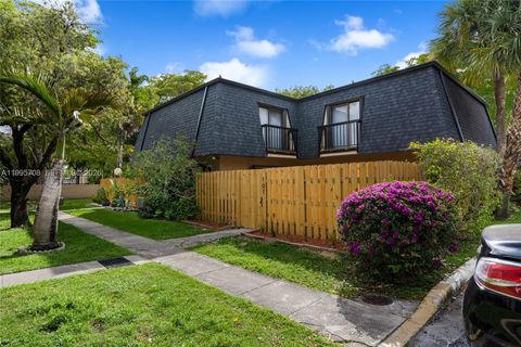 13993 SW 94th Cir Ln 101-3 Miami FL 33186