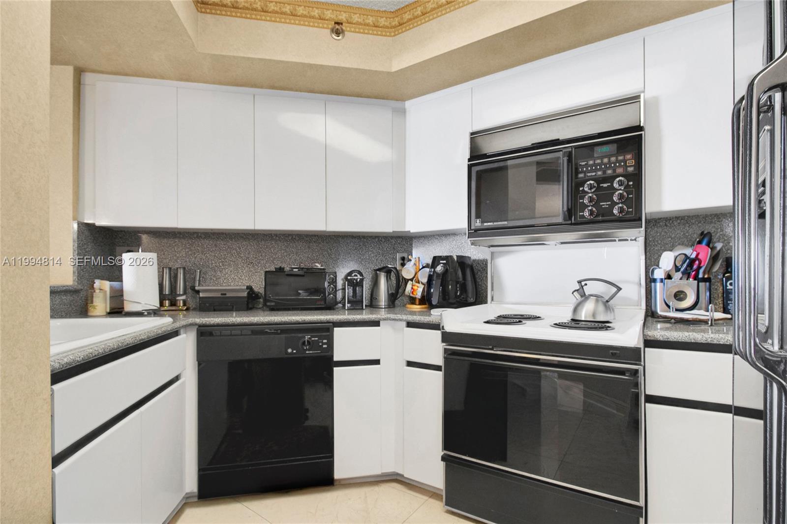 THE STERLING CONDO - Residential