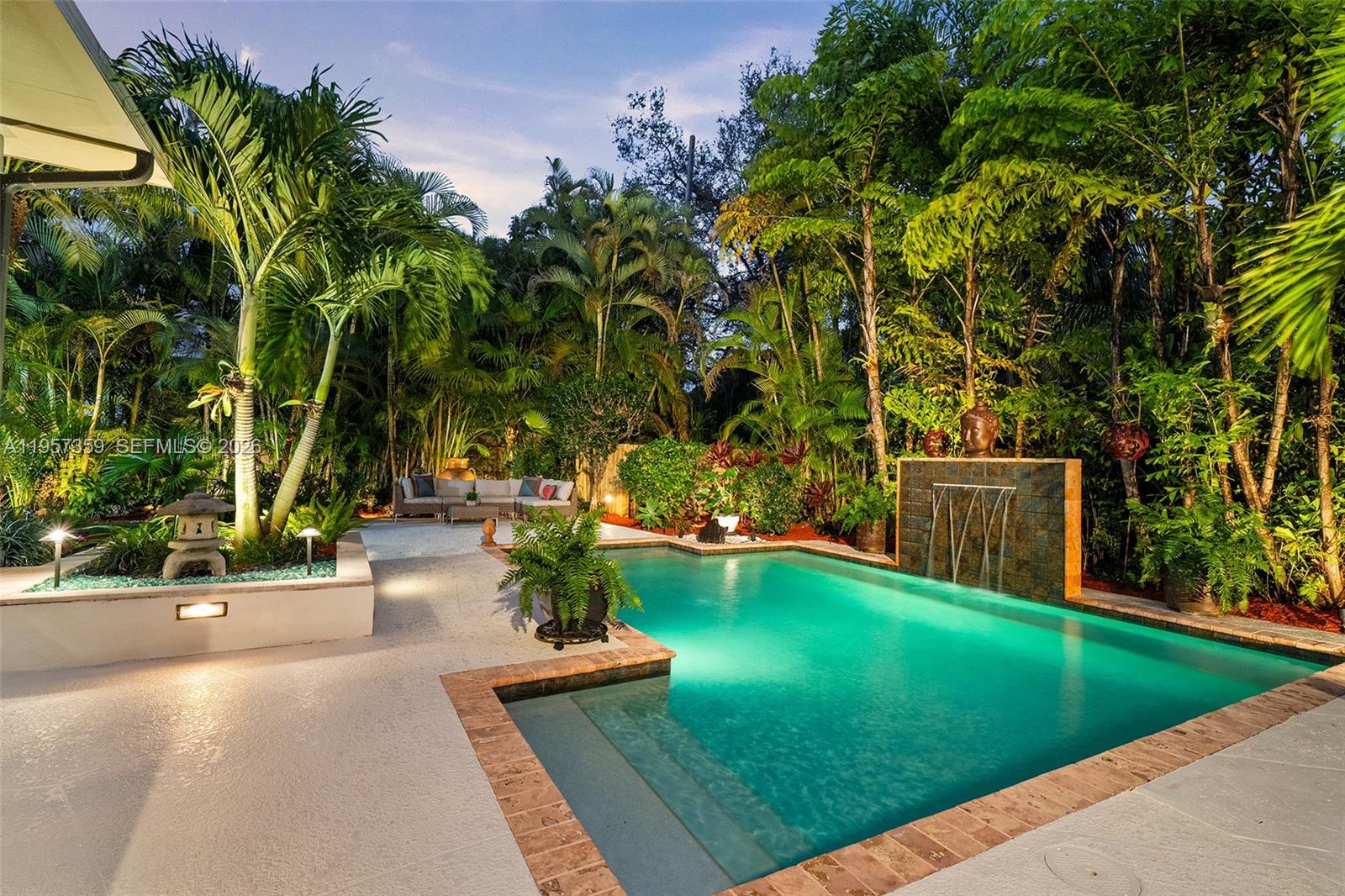 COLLEGE HEIGHTS - Residential