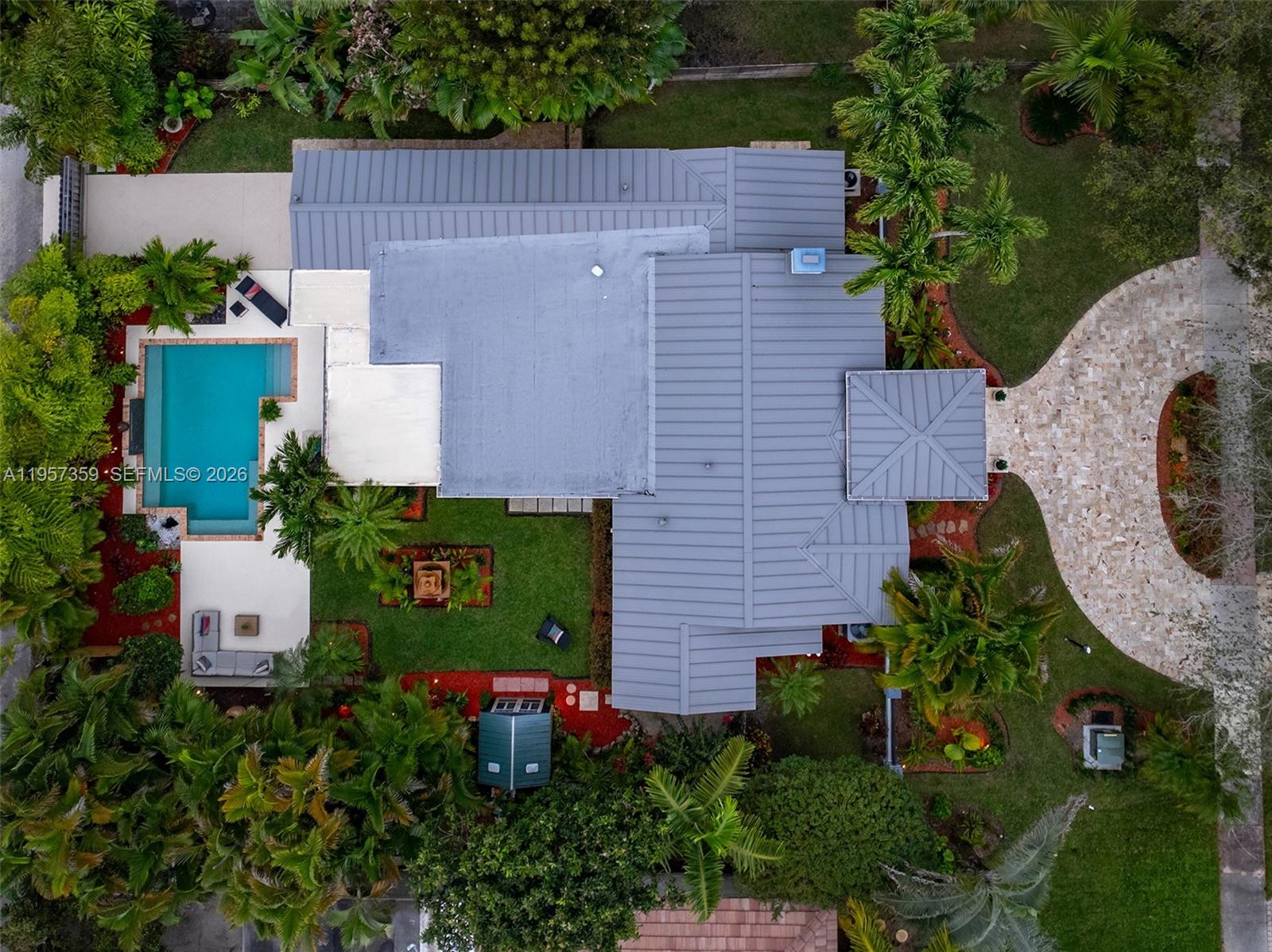 COLLEGE HEIGHTS - Residential