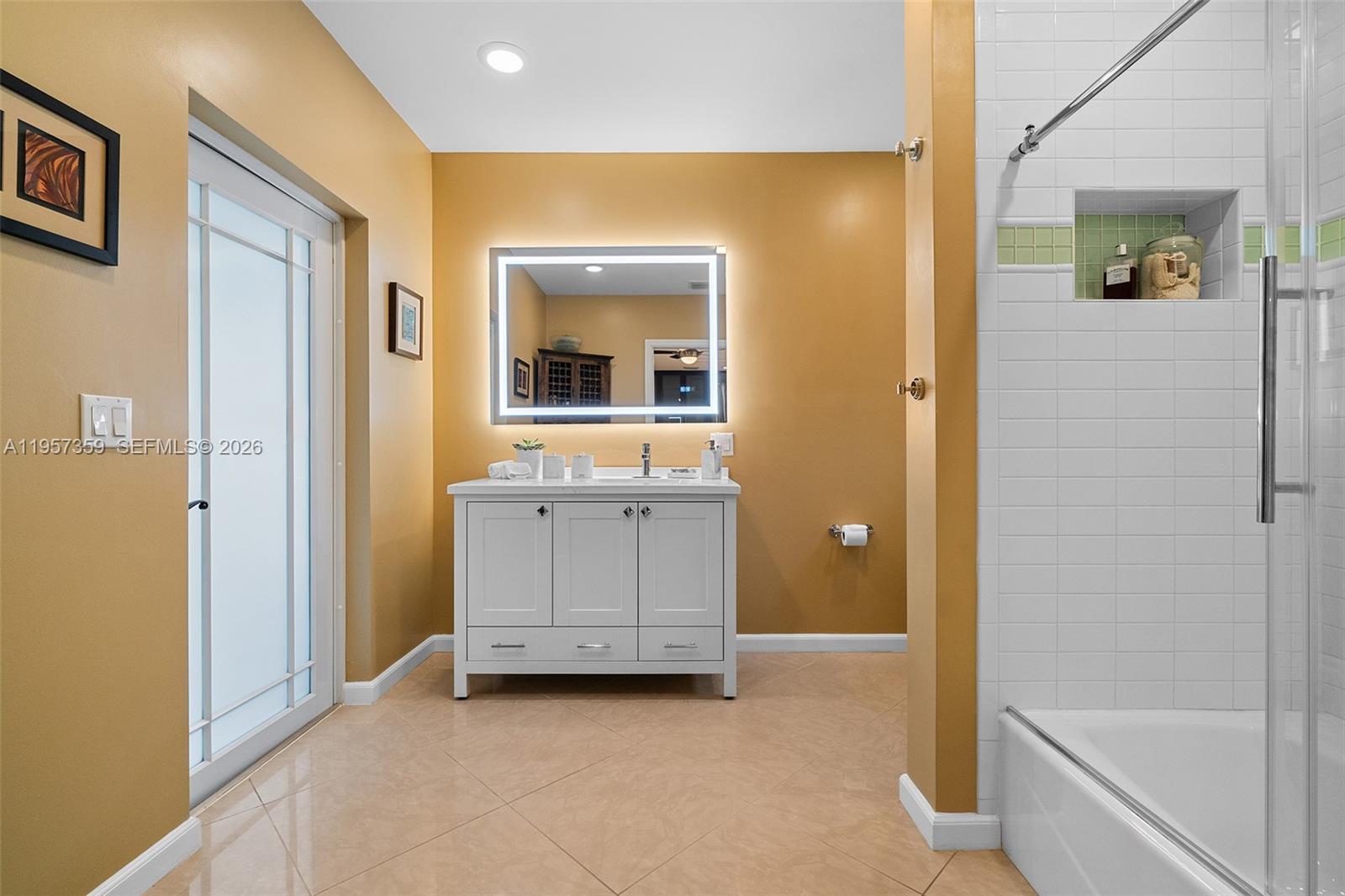 COLLEGE HEIGHTS - Residential