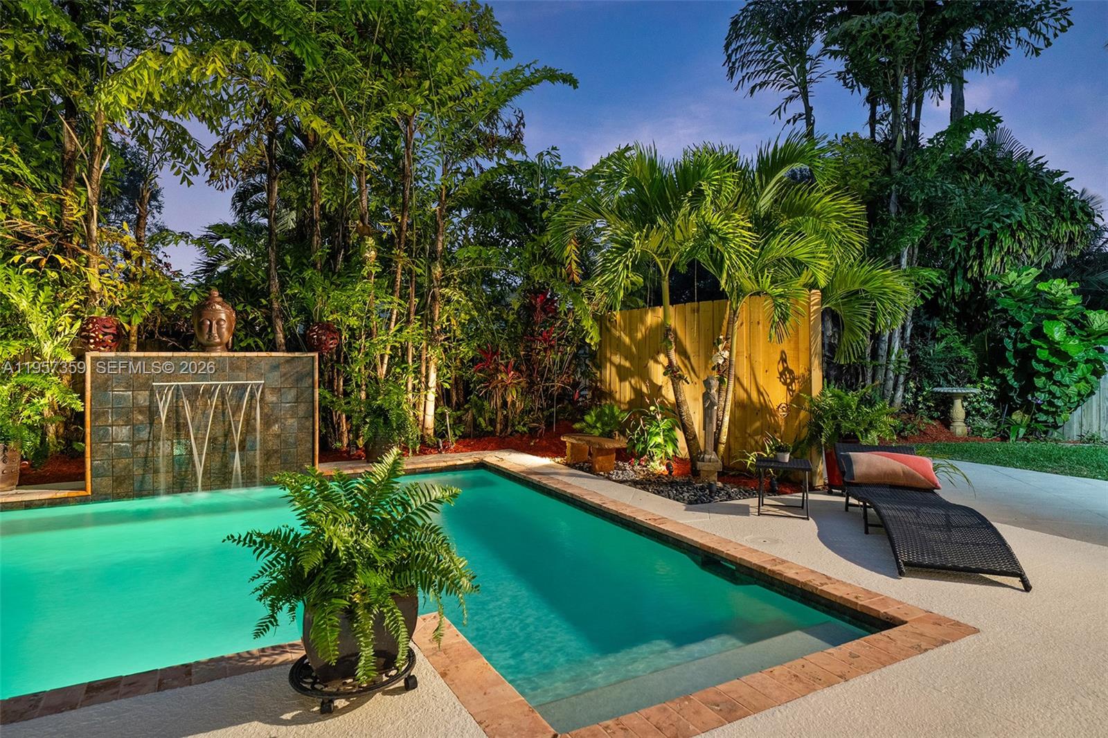 COLLEGE HEIGHTS - Residential