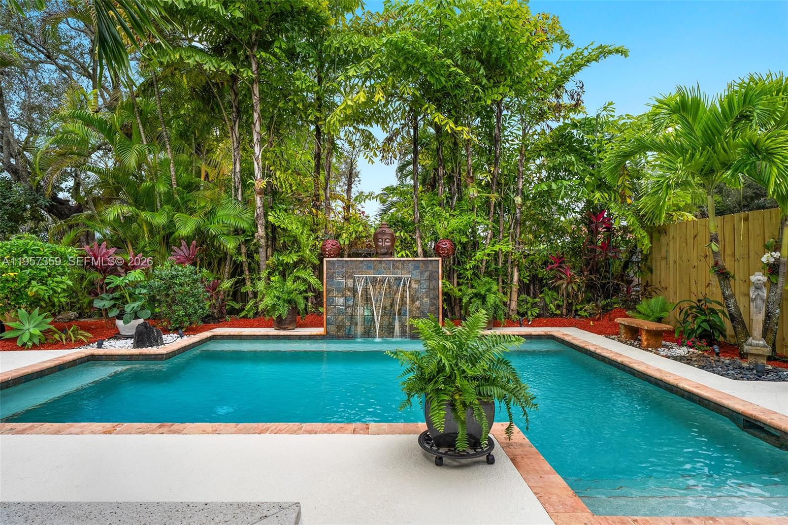 COLLEGE HEIGHTS - Residential