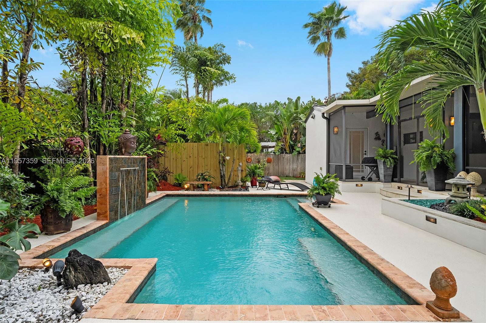 COLLEGE HEIGHTS - Residential