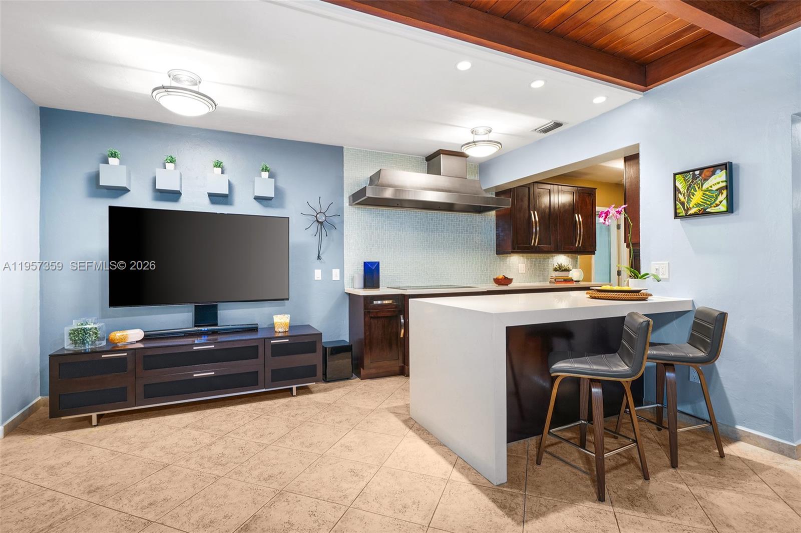 COLLEGE HEIGHTS - Residential