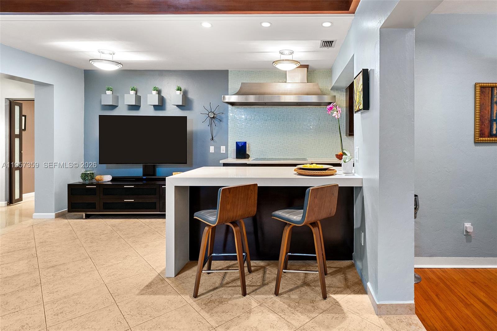 COLLEGE HEIGHTS - Residential