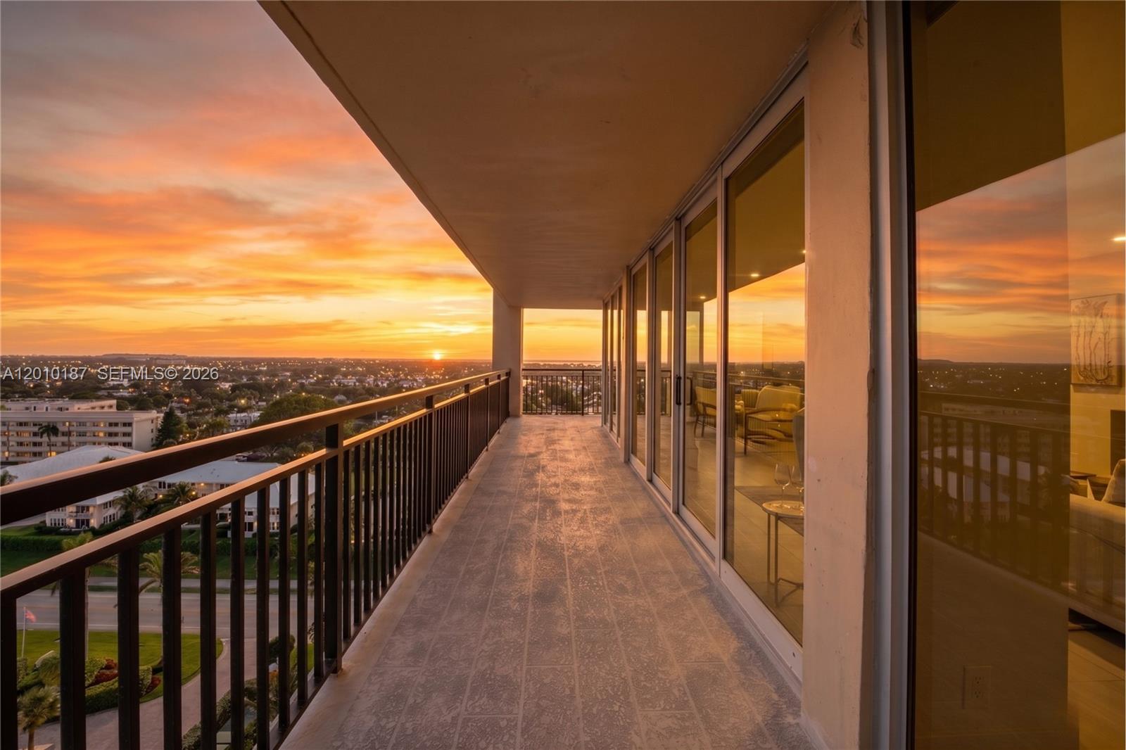 CLOISTER DEL MAR - Residential