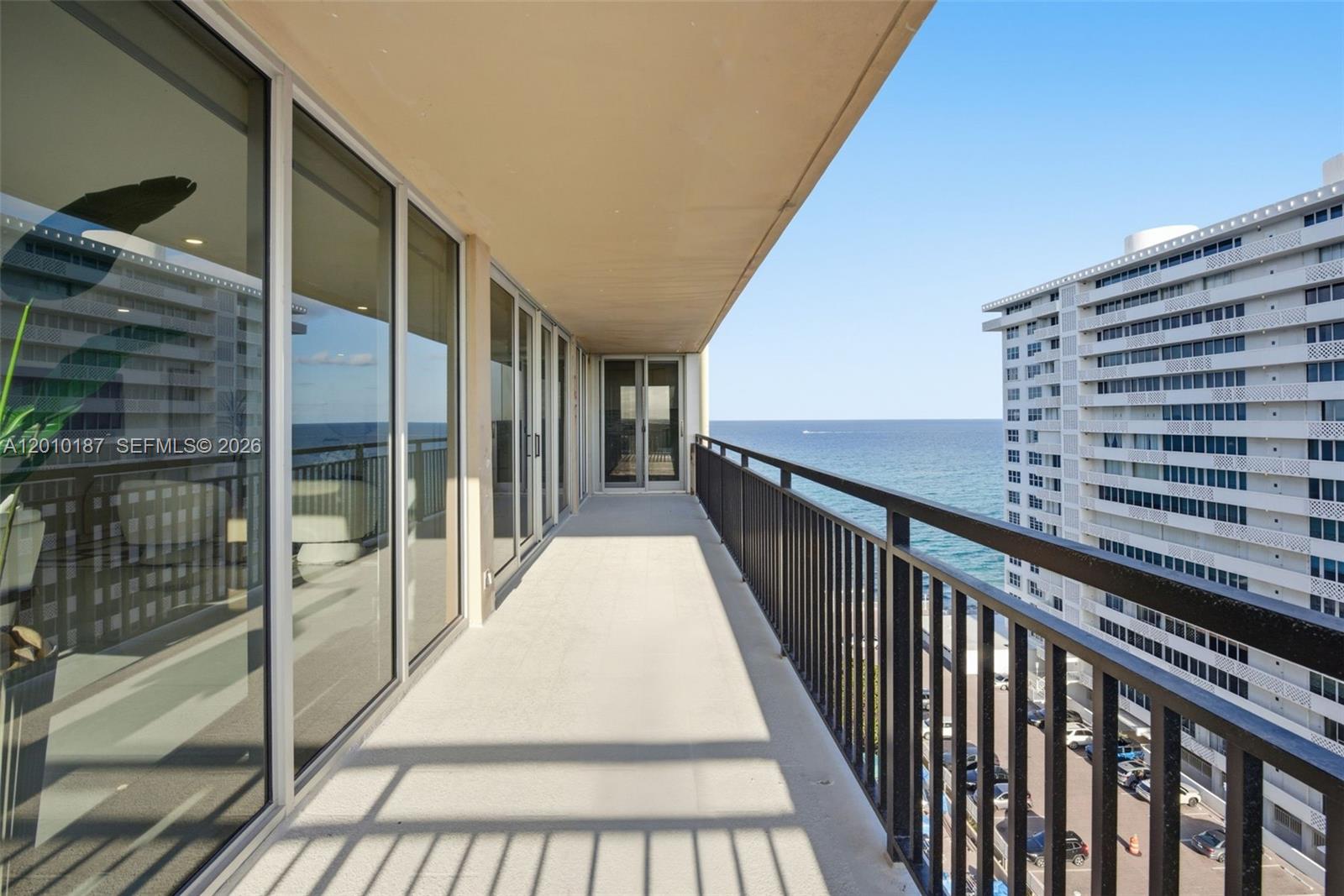 CLOISTER DEL MAR - Residential