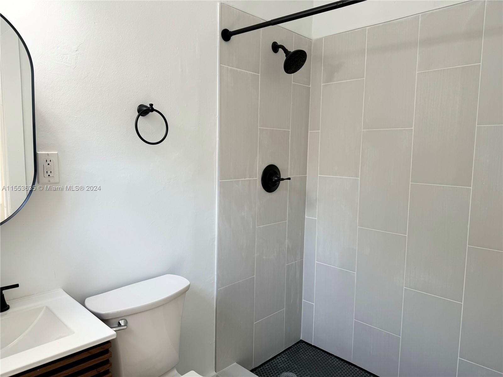 VICTORIA PARK CORR AMEN P - Residential Lease