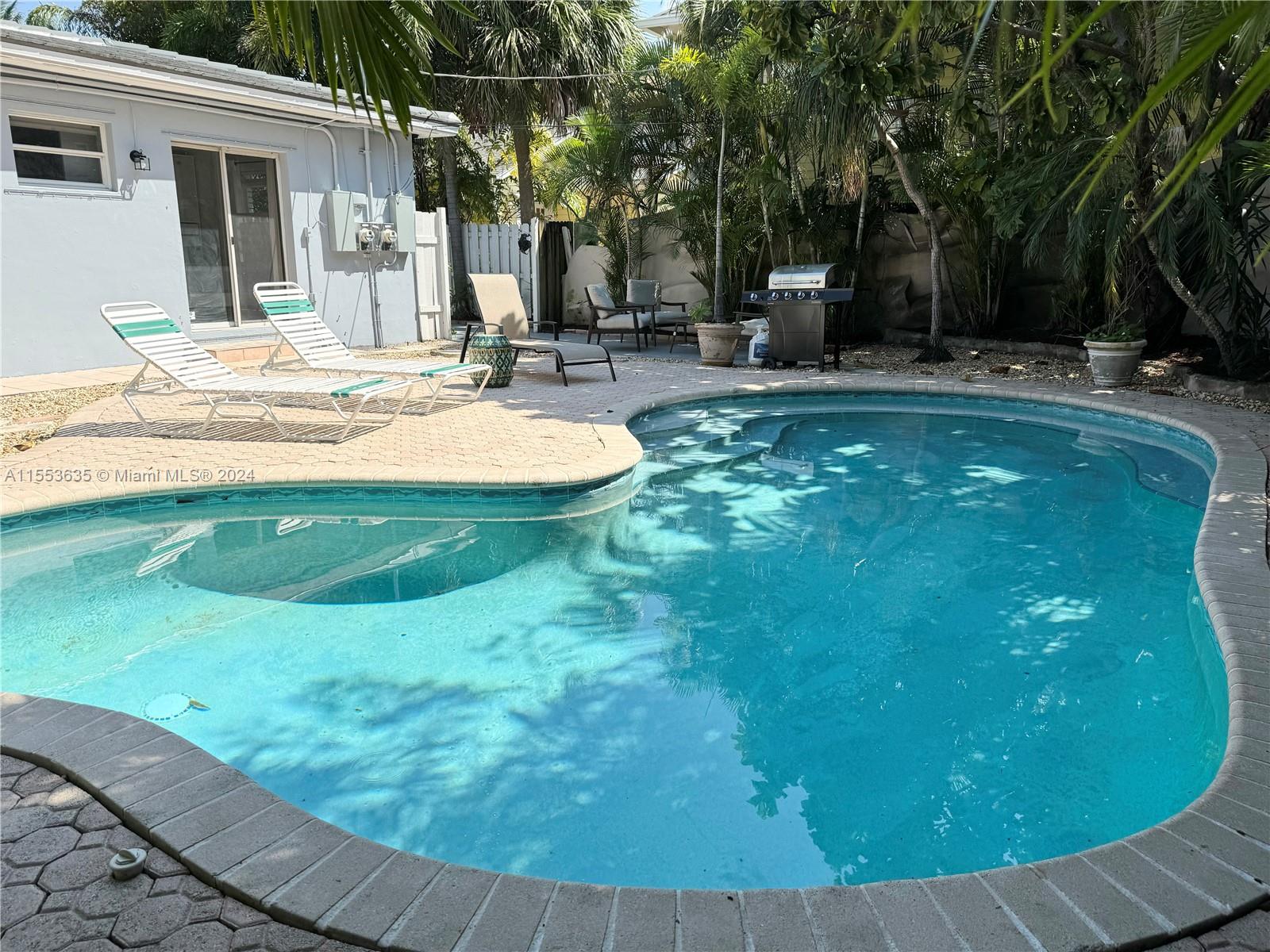 VICTORIA PARK CORR AMEN P - Residential Lease