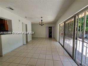 NORTH MIAMI GARDENS - Residential