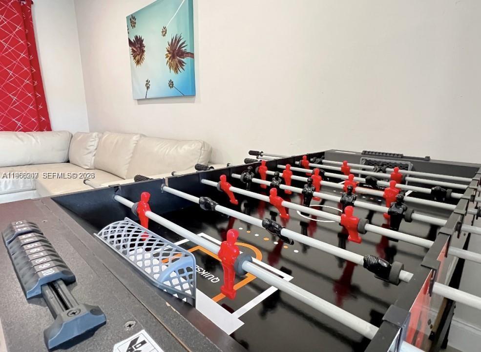 MIDLAND 1ST ADD - Residential