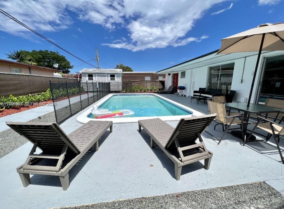 MIDLAND 1ST ADD - Residential