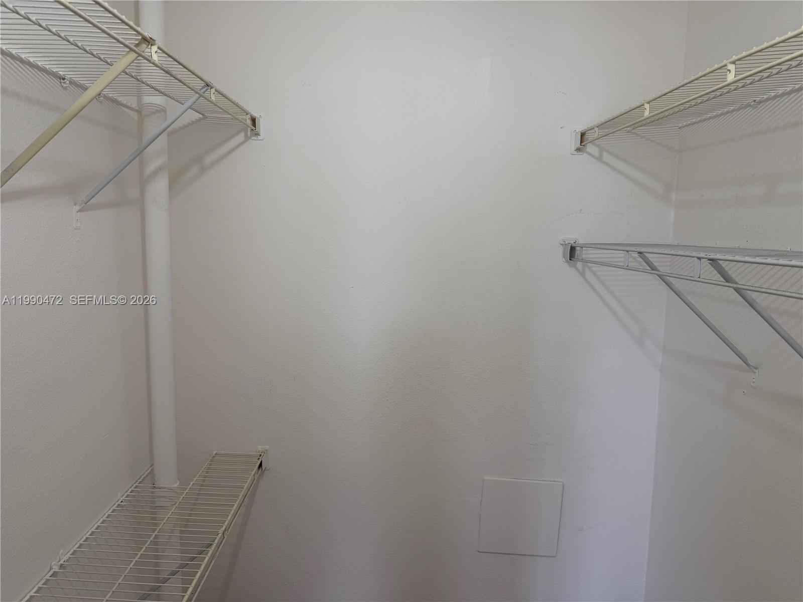 CORAL KEY CONDO - Residential Lease