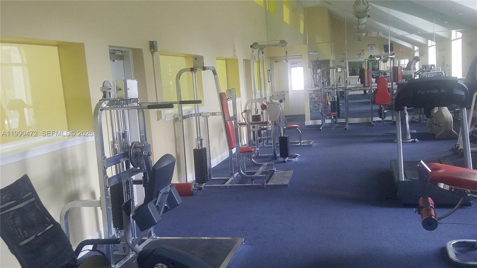 CORAL KEY CONDO - Residential Lease