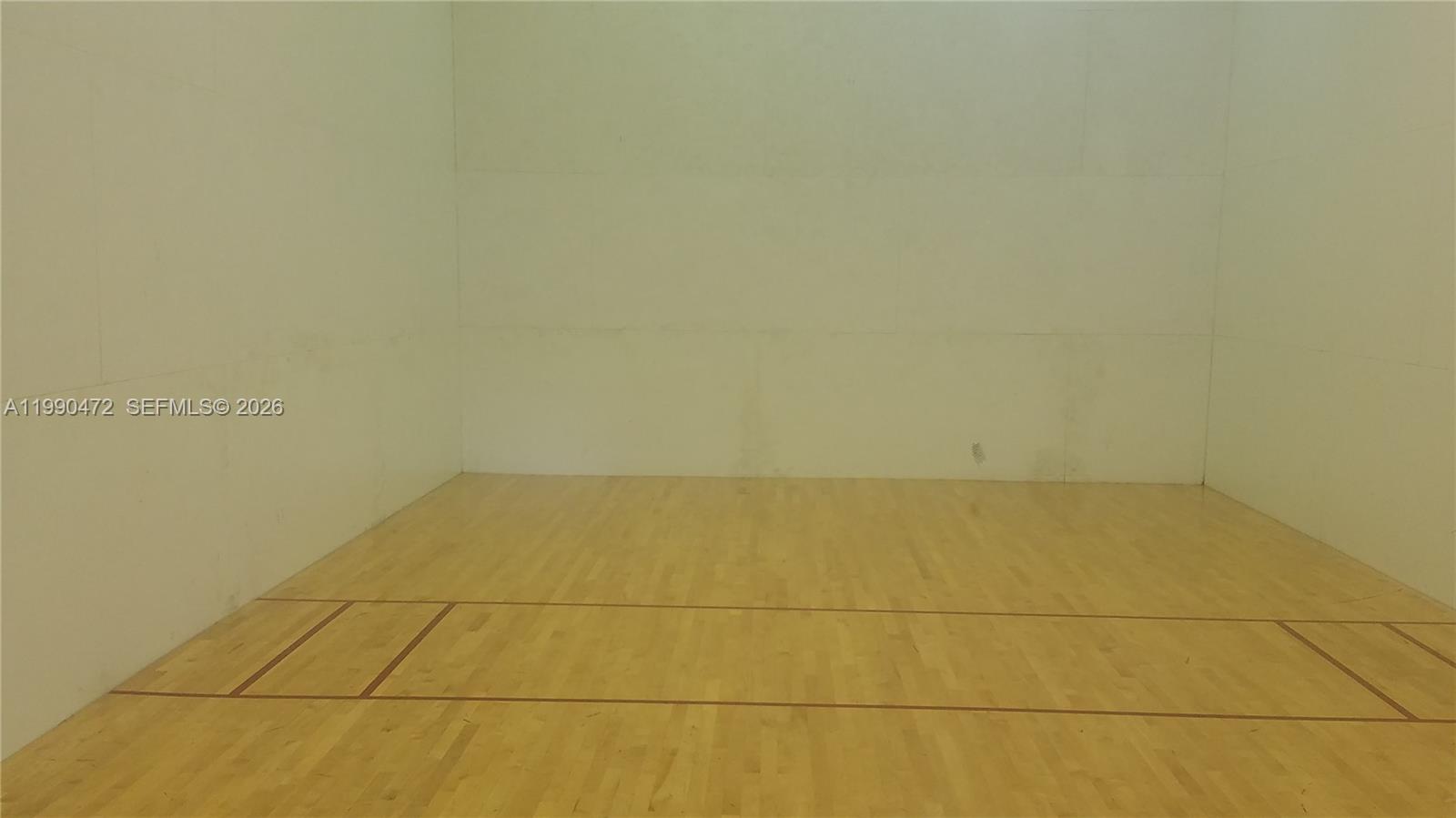 CORAL KEY CONDO - Residential Lease