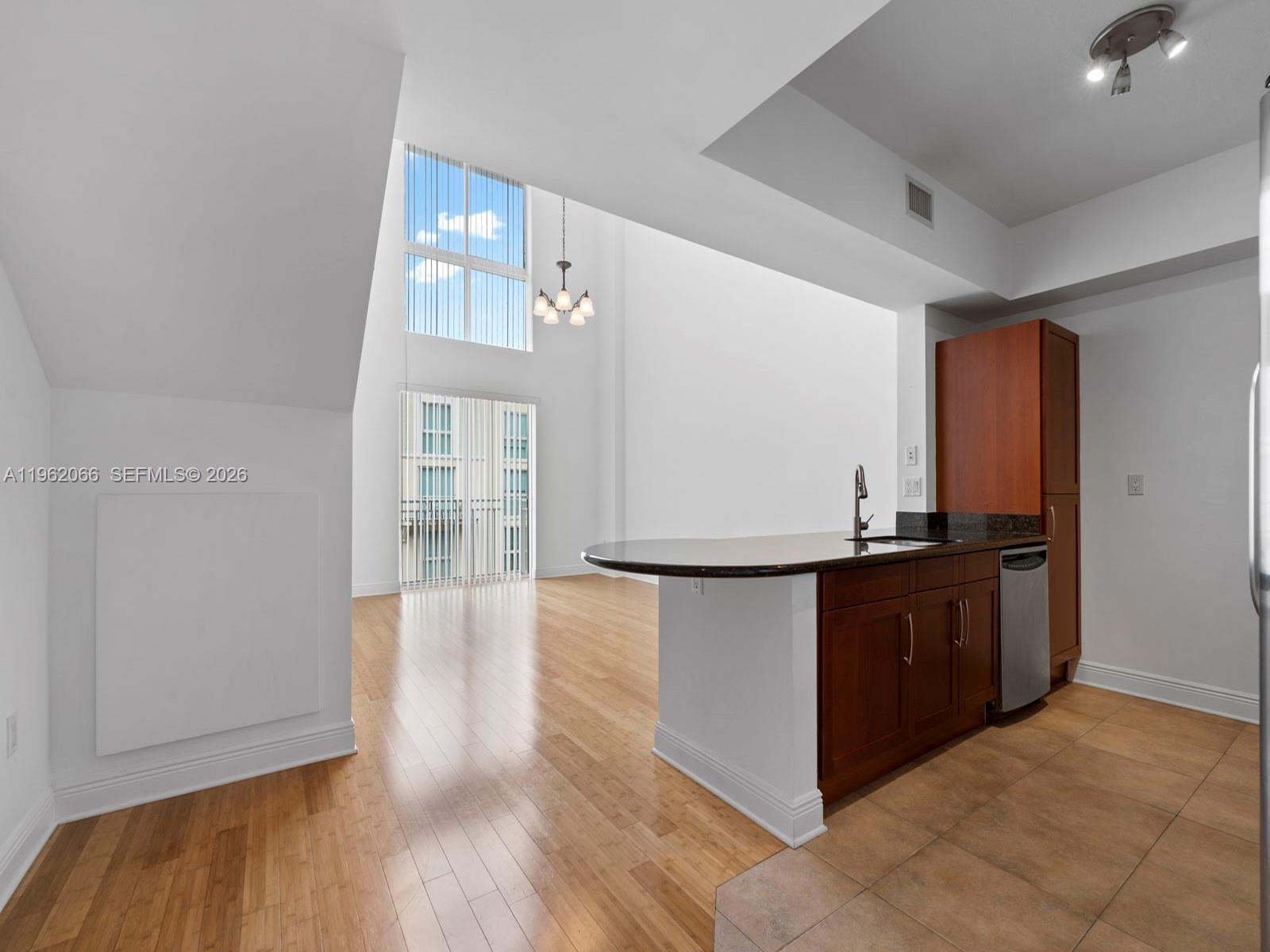 7265 SW 89th St A520